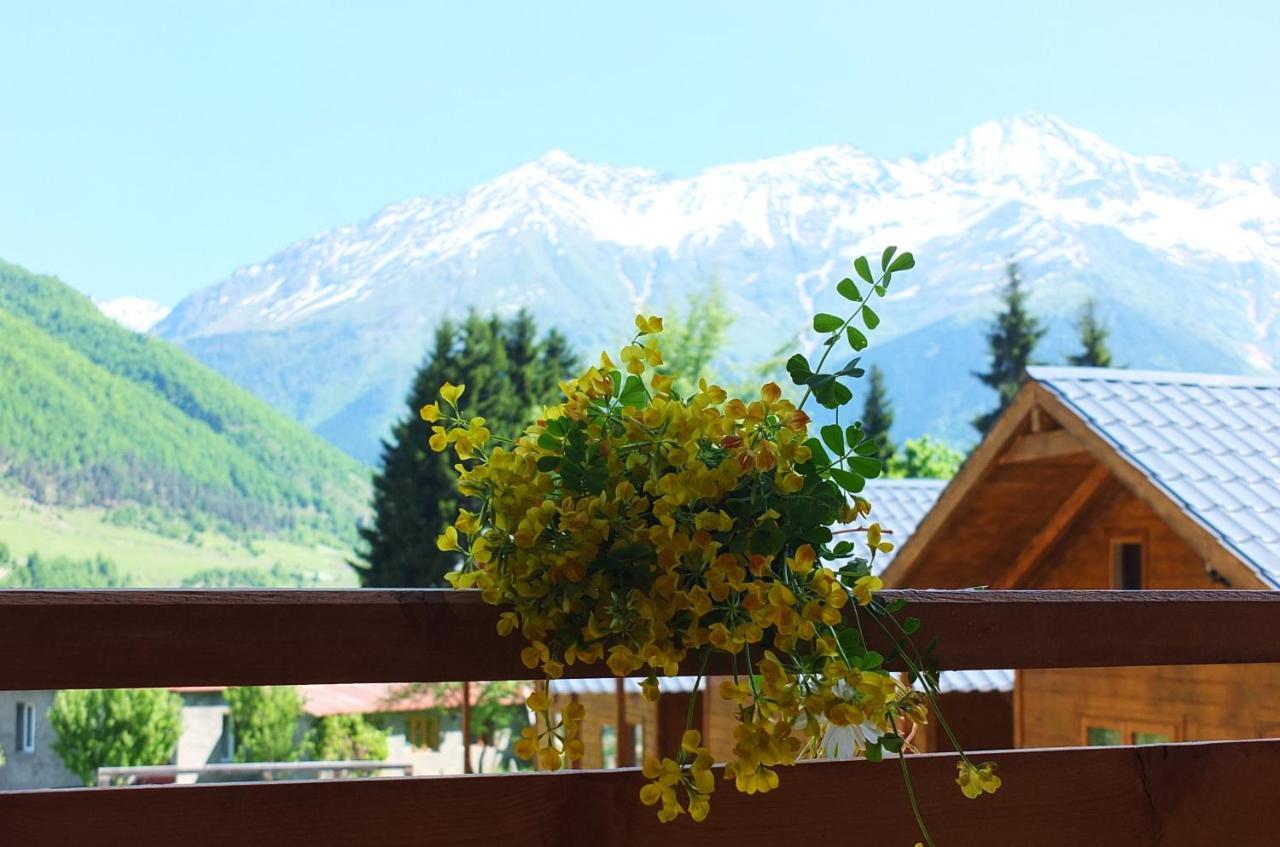 Mountain Cabins Местия Екстериор снимка